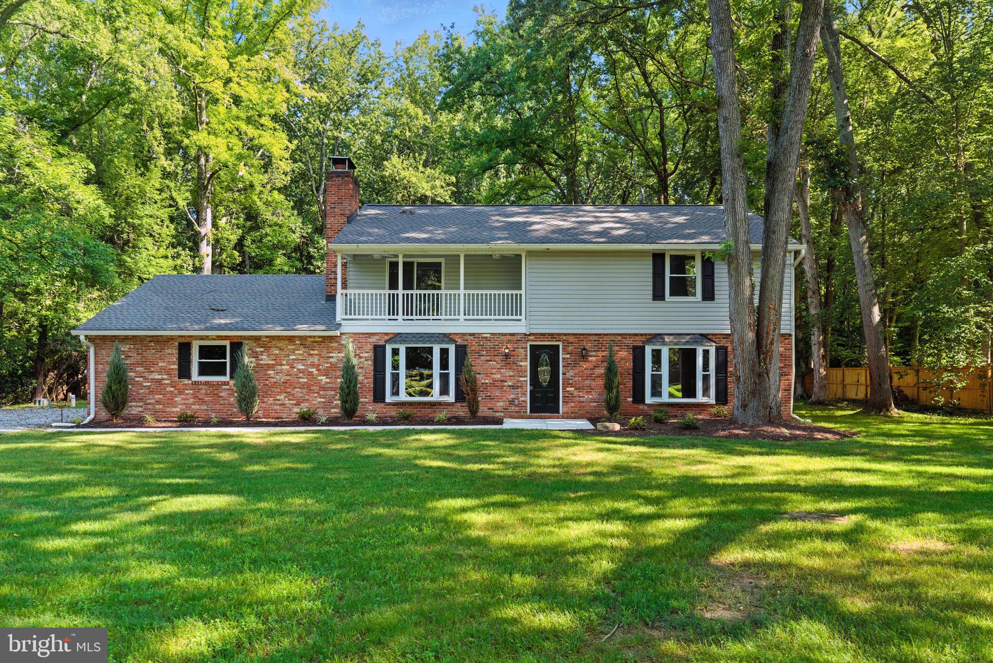 HALLOWING POINT RIVER ESTATES - Residential