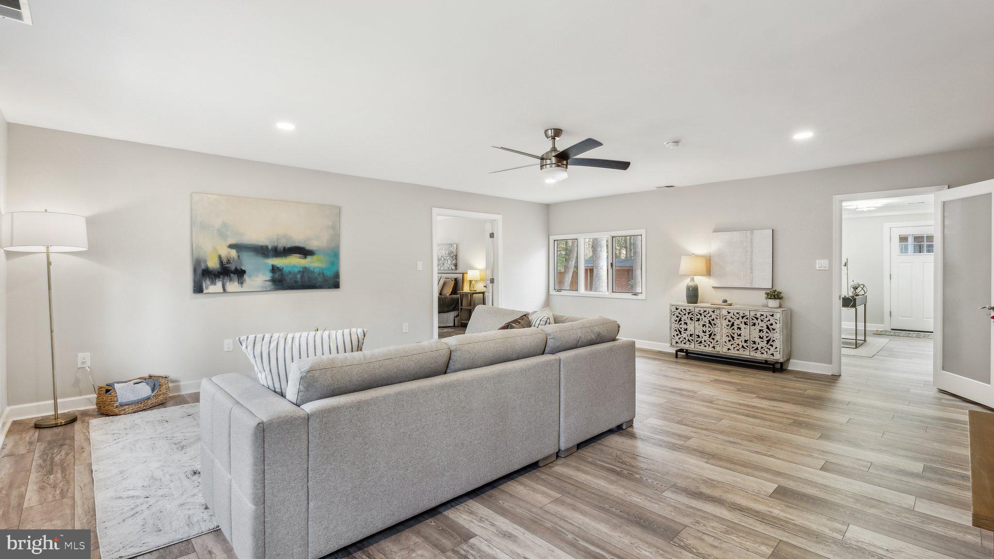 HALLOWING POINT RIVER ESTATES - Residential