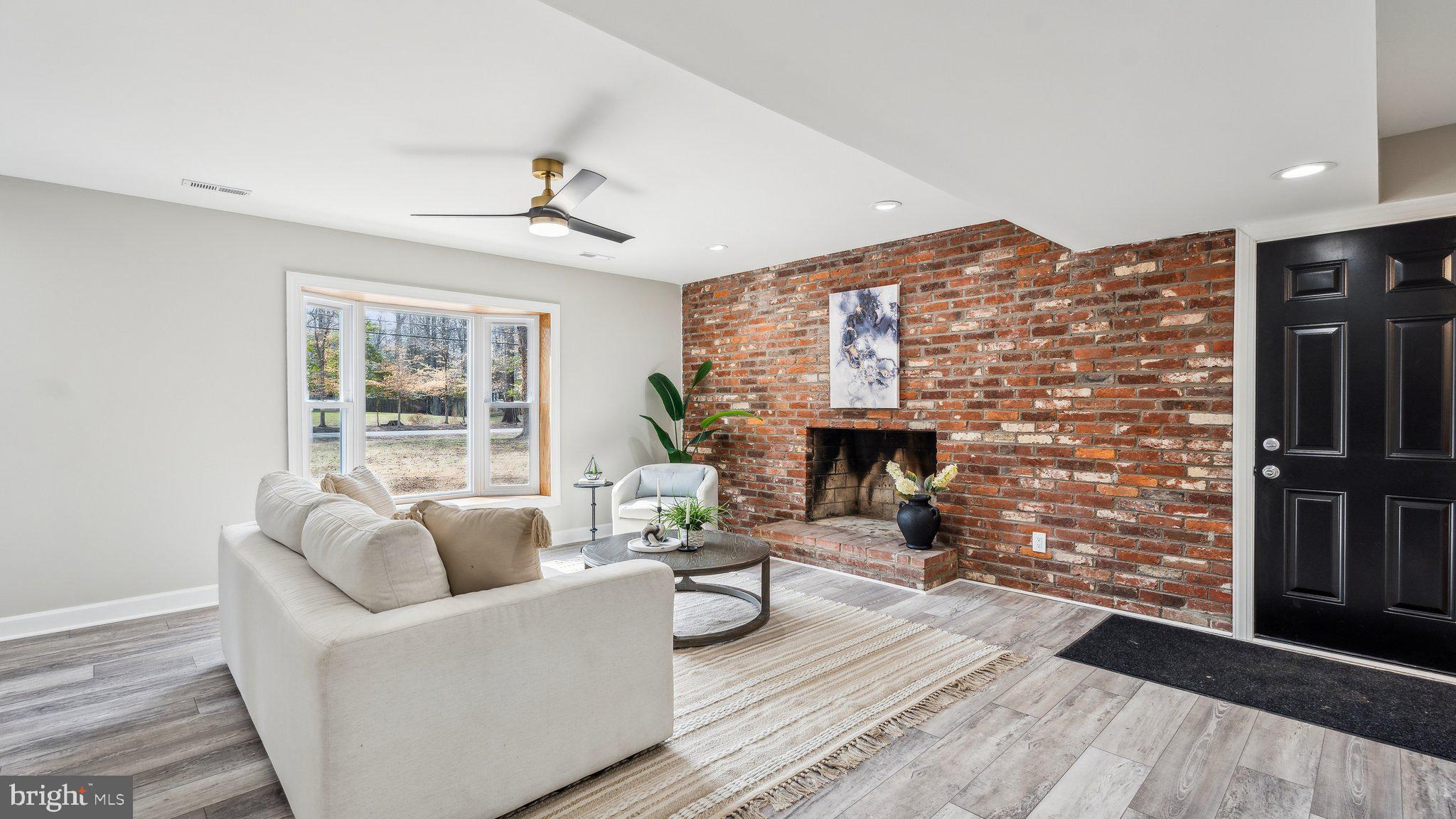 6008 CHAPMAN ROAD