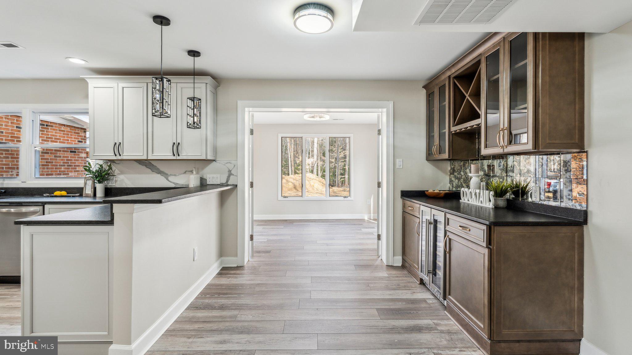 HALLOWING POINT RIVER ESTATES - Residential