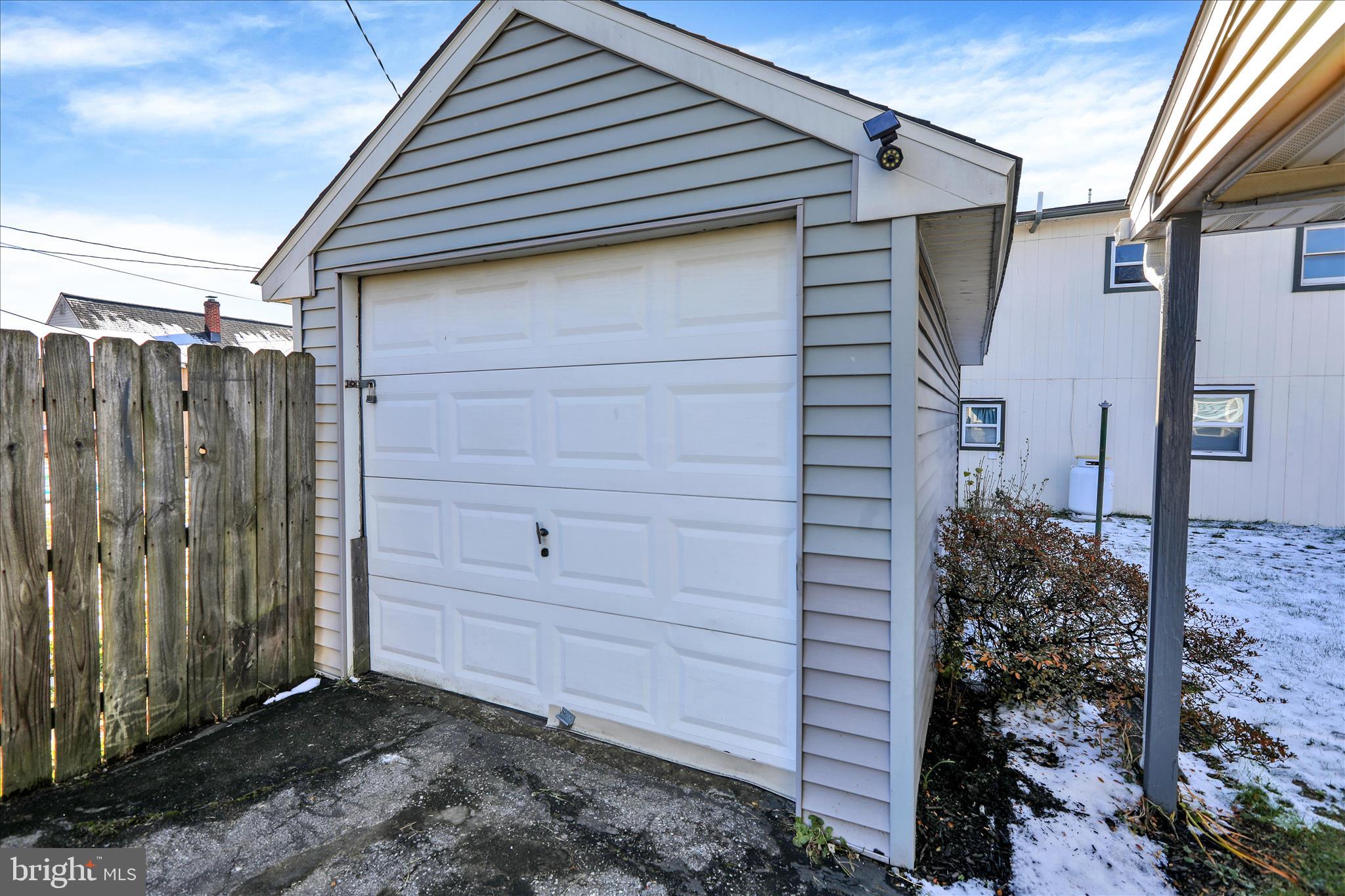 CHEROKEE RANCH - Residential