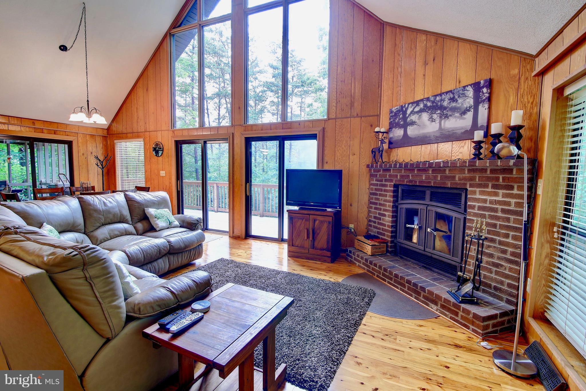 THE WOODS - Residential