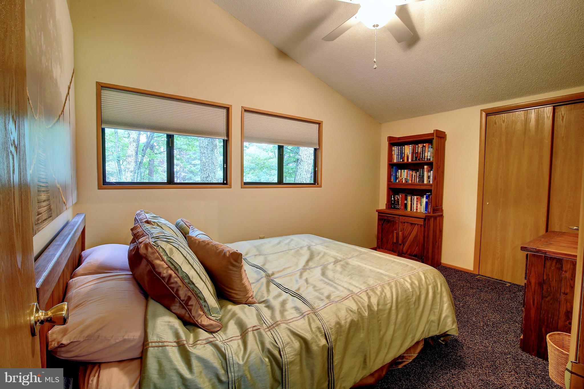 THE WOODS - Residential