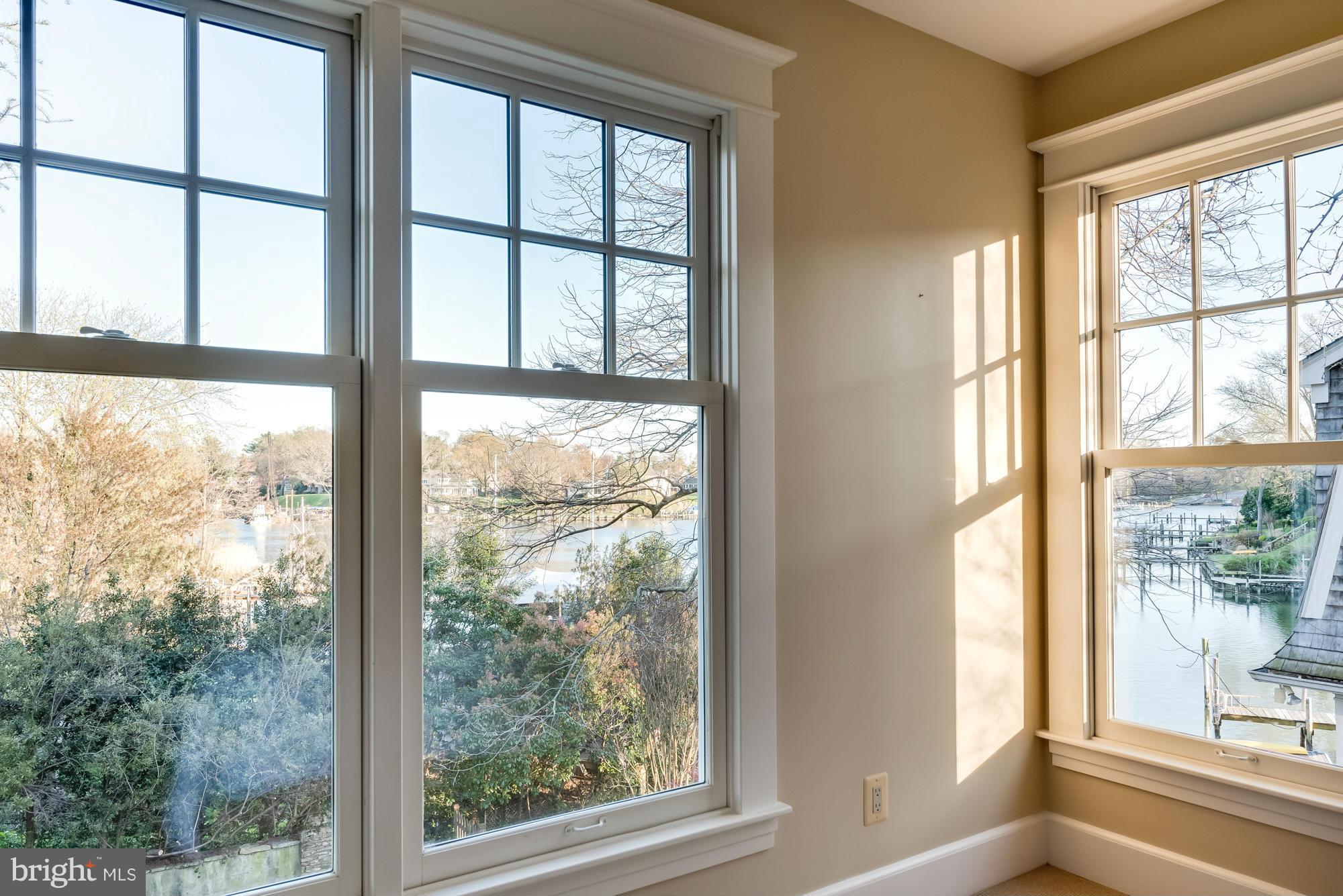 MURRAY HILL - Residential