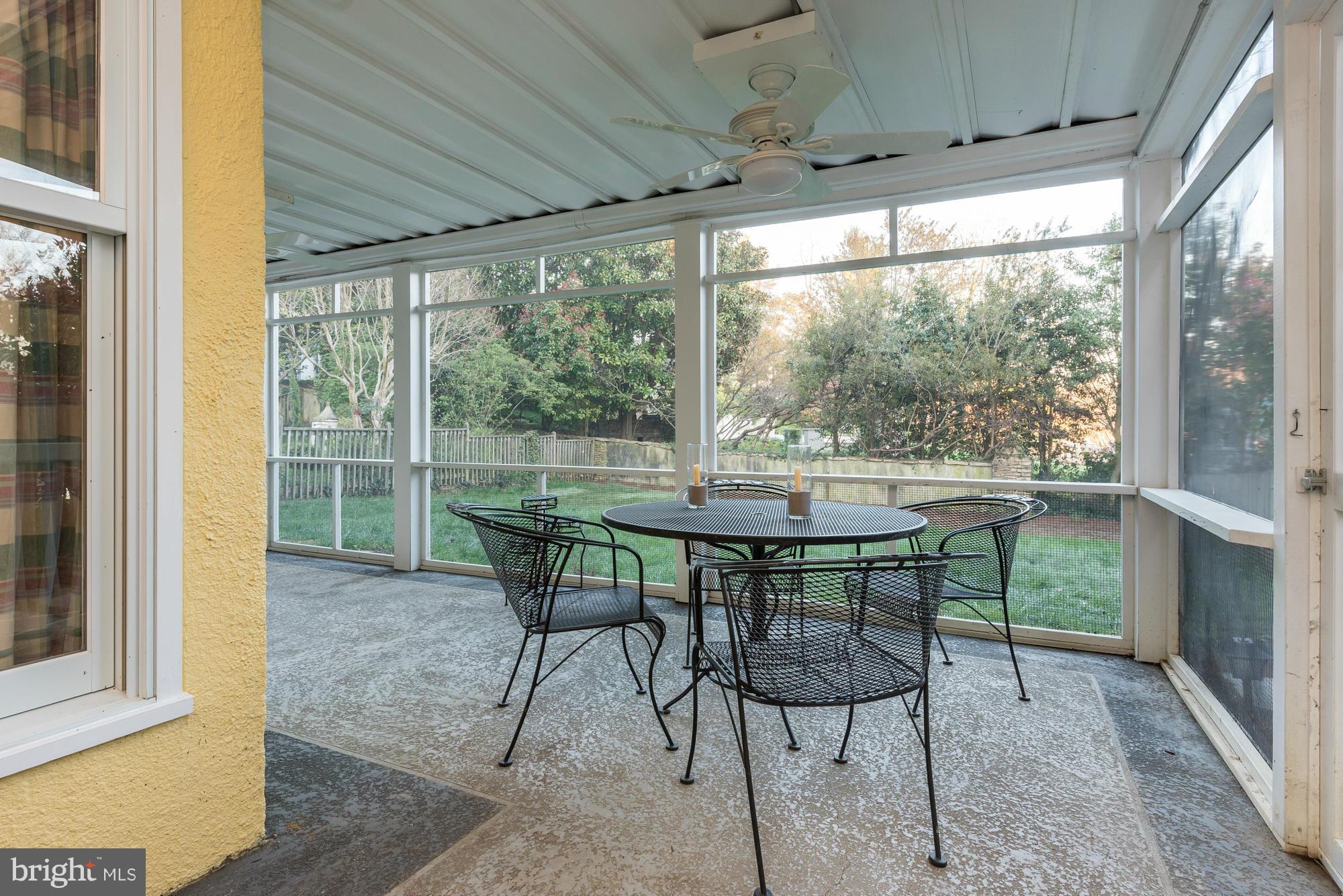 MURRAY HILL - Residential