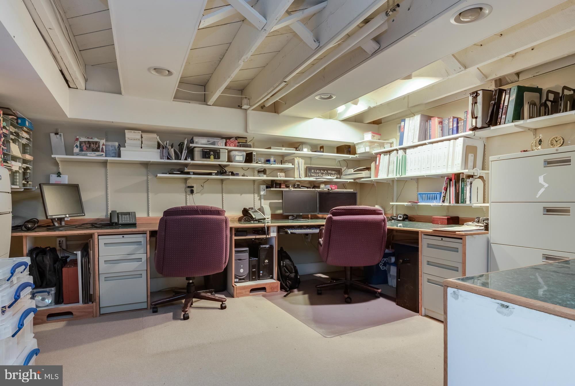 MURRAY HILL - Residential