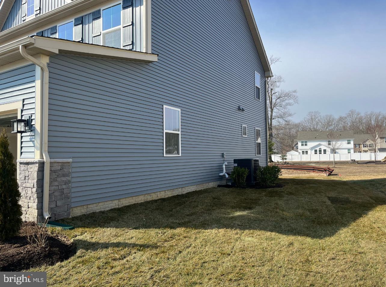 BRENTWOOD - Residential Lease