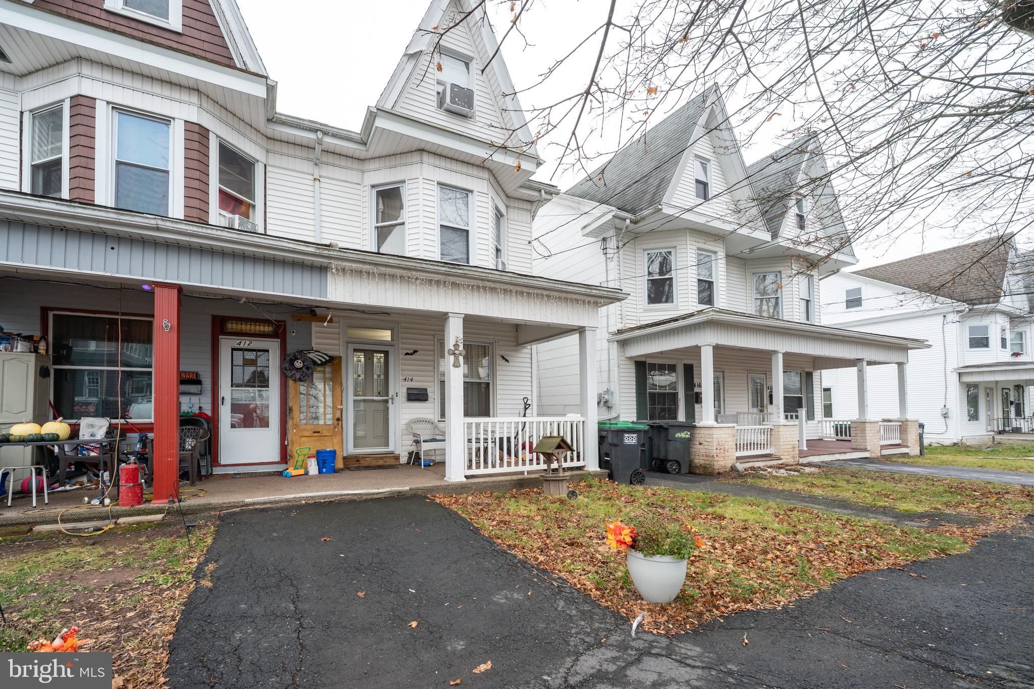 414 W WASHINGTON STREET