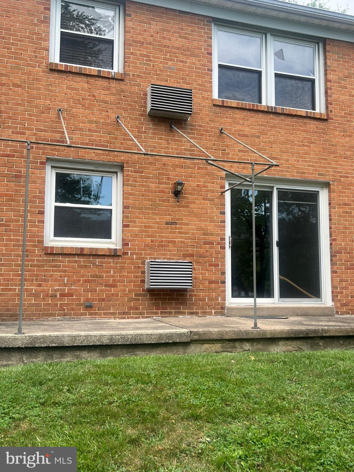 204 WARWICK ROAD B