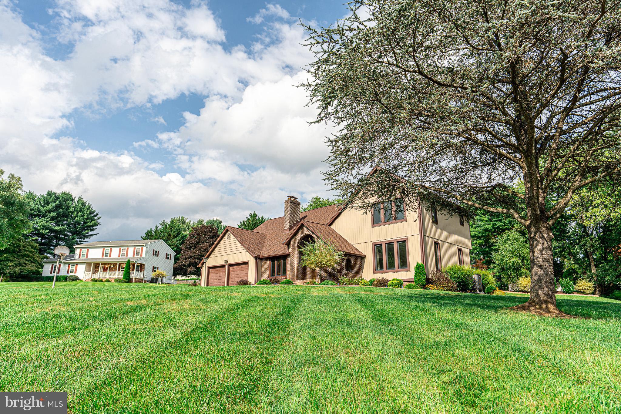 2308 SHEPHERD COURT