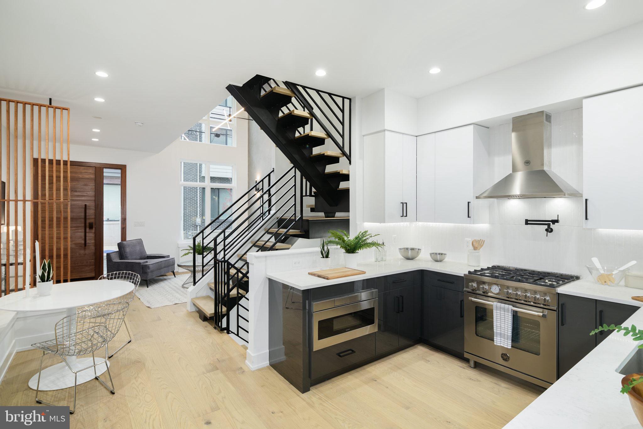 GRADUATE HOSPITAL - Residential