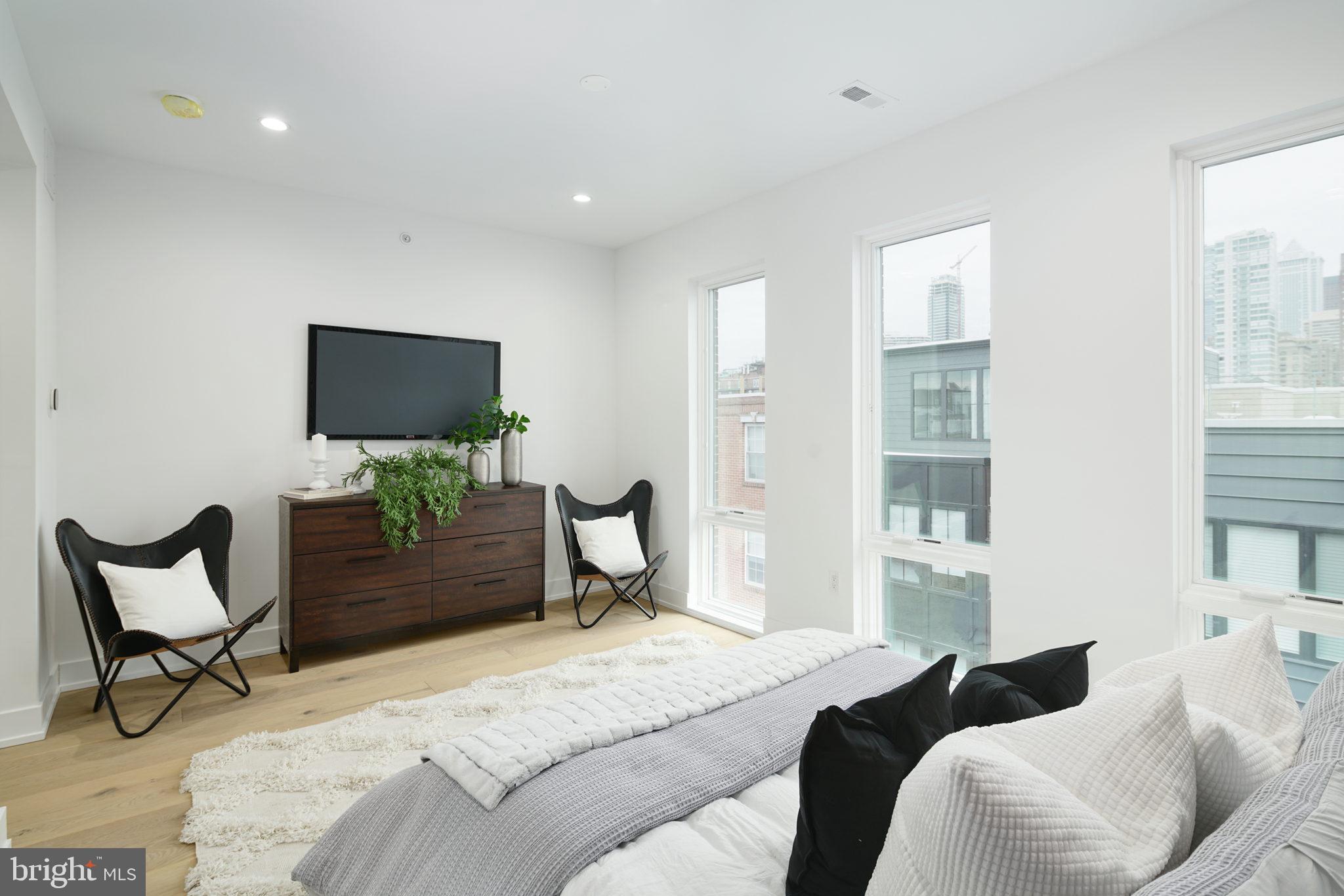 GRADUATE HOSPITAL - Residential