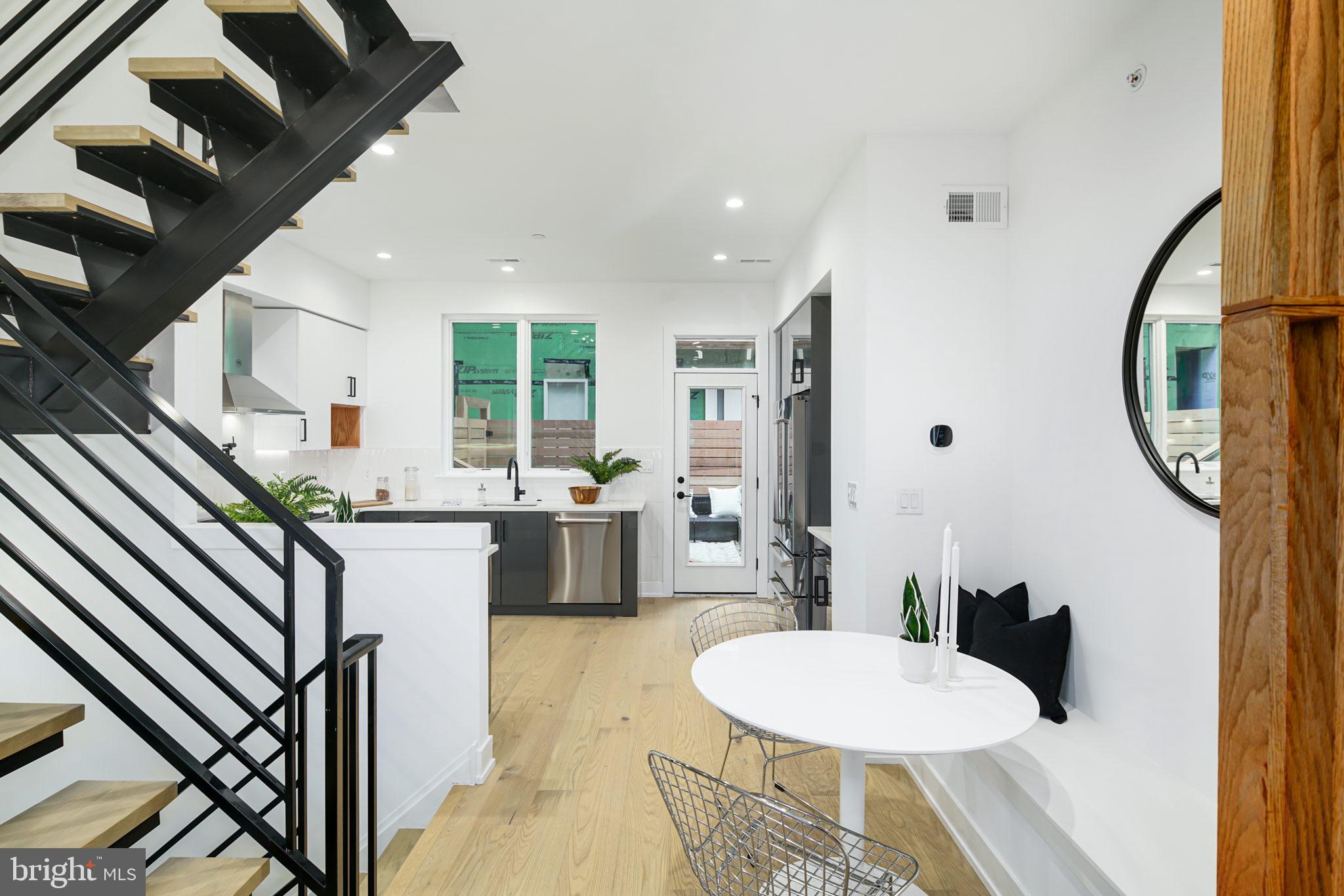 GRADUATE HOSPITAL - Residential