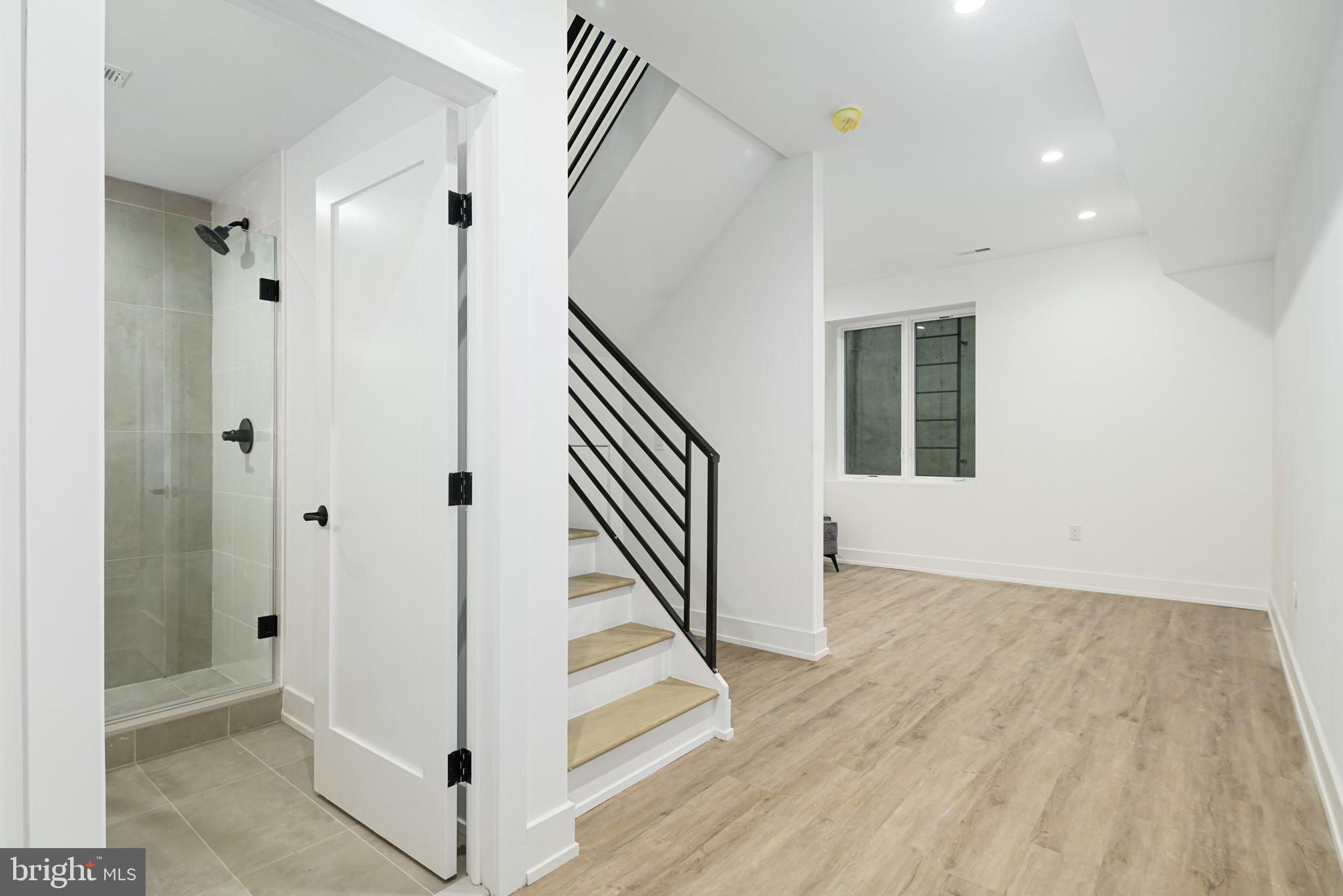 GRADUATE HOSPITAL - Residential