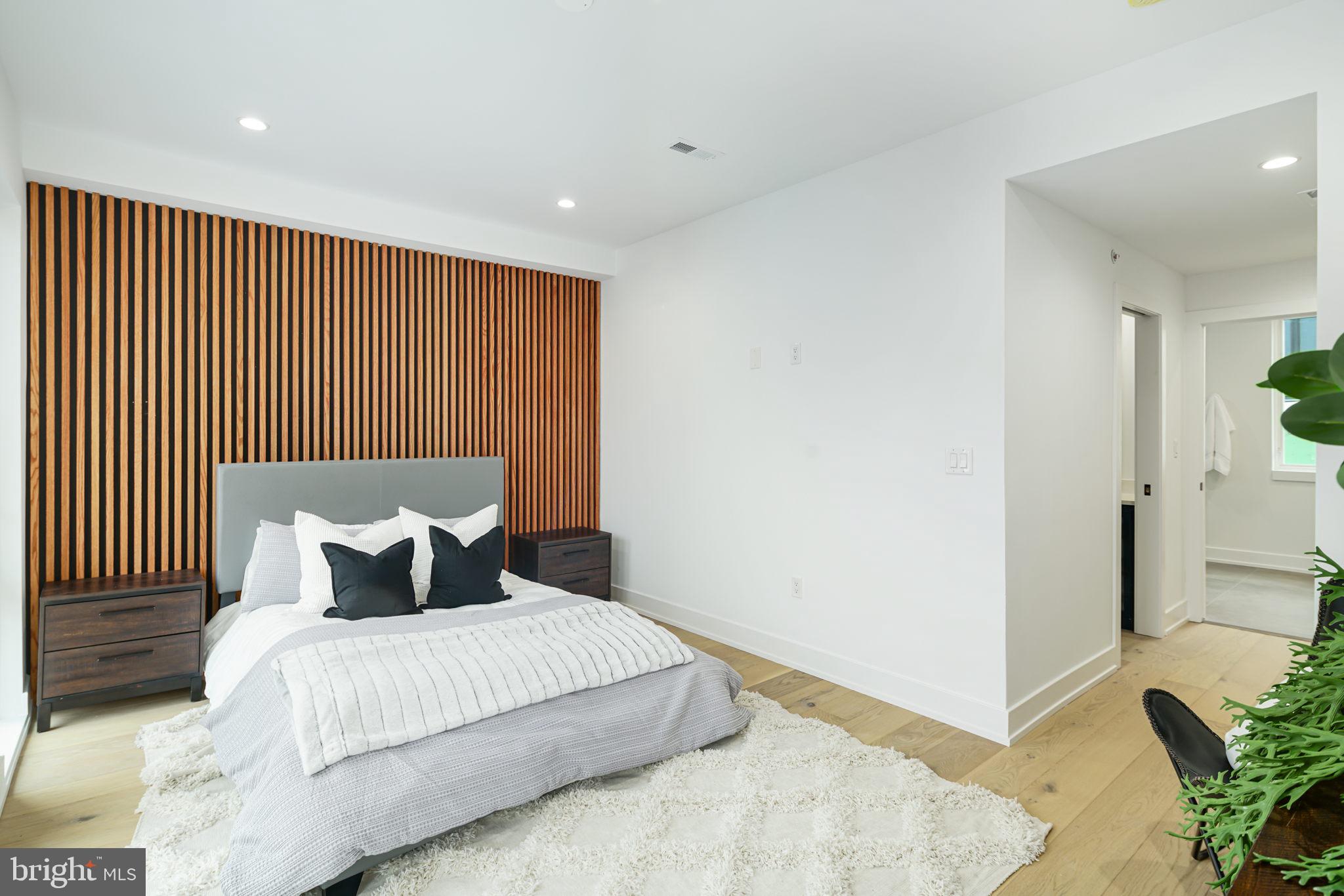 GRADUATE HOSPITAL - Residential