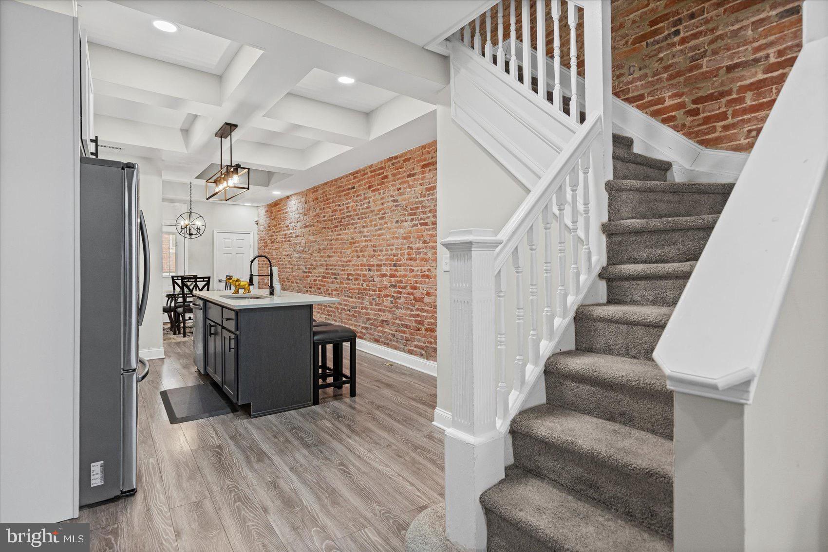 ROSEMONT - Residential