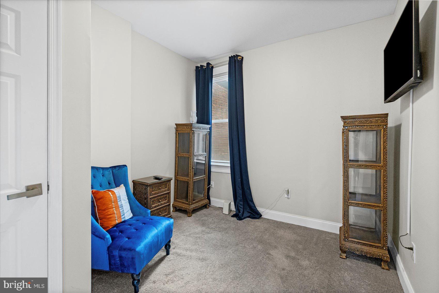 ROSEMONT - Residential