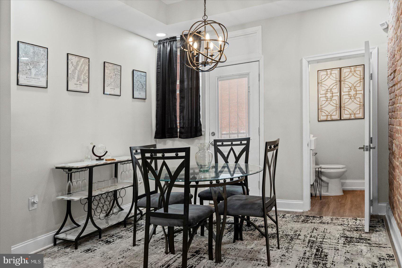 ROSEMONT - Residential