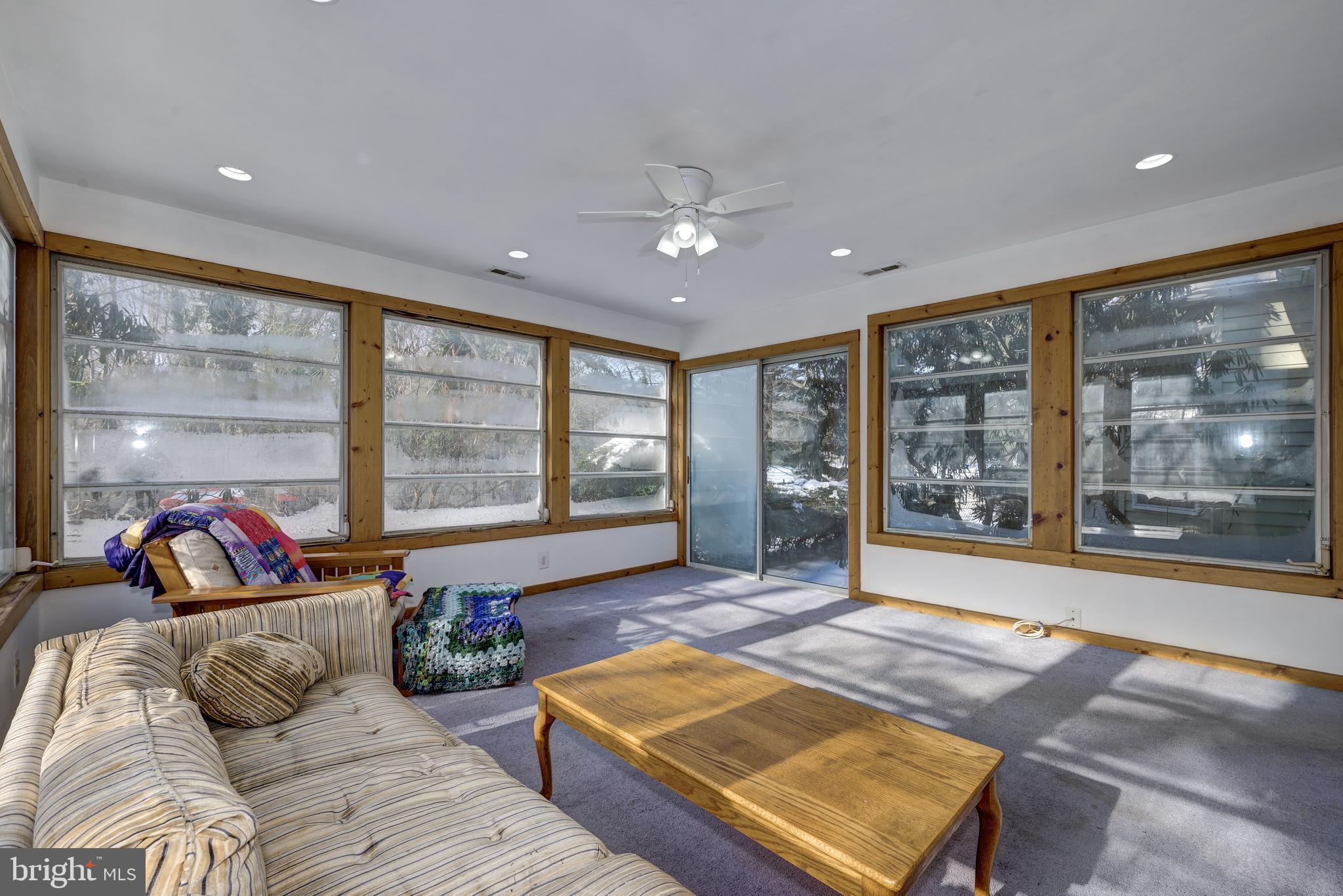 SHERWOOD FOREST - Residential