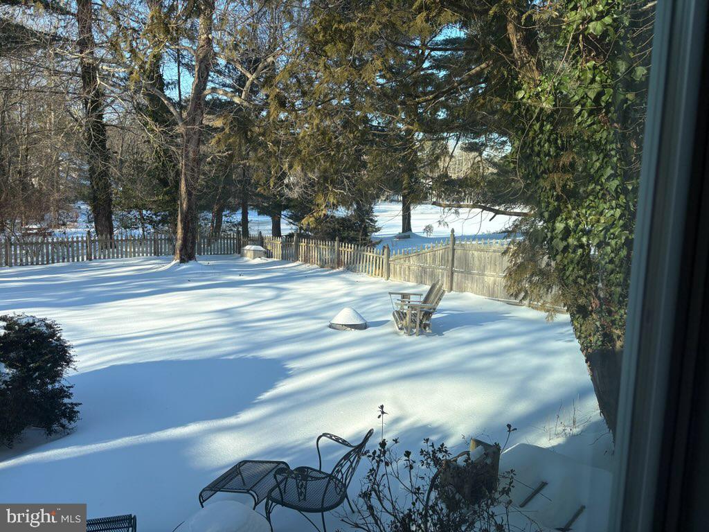 SHERWOOD FOREST - Residential