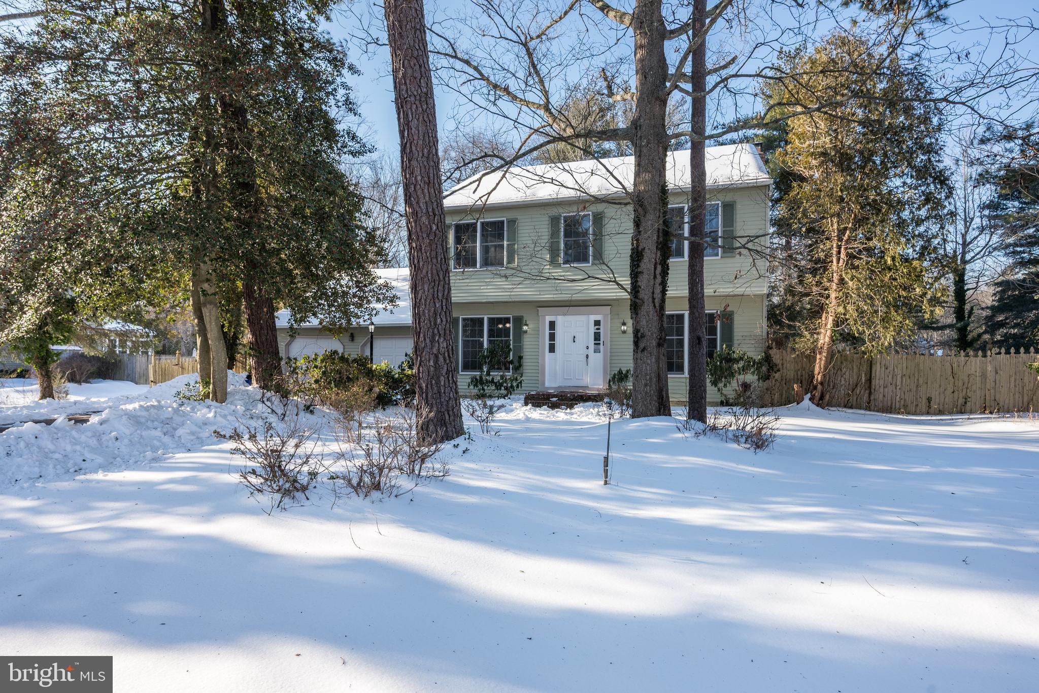 SHERWOOD FOREST - Residential