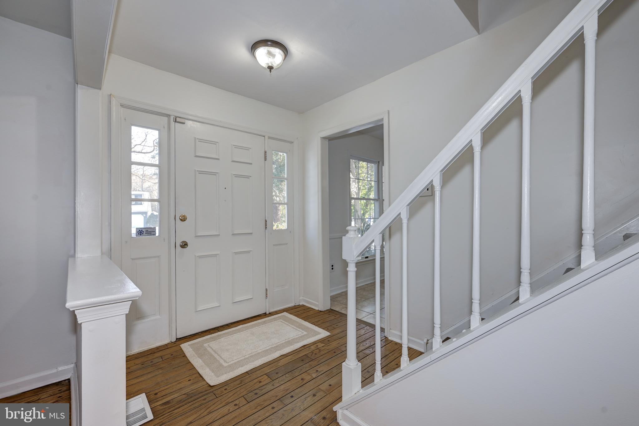 SHERWOOD FOREST - Residential