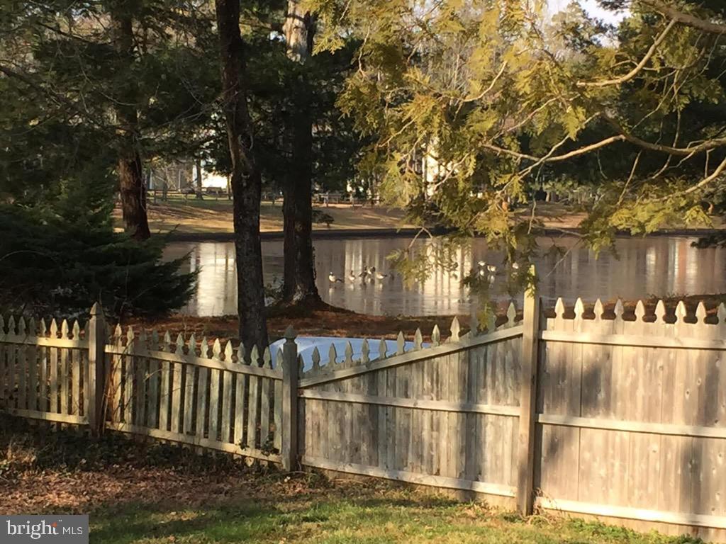 SHERWOOD FOREST - Residential