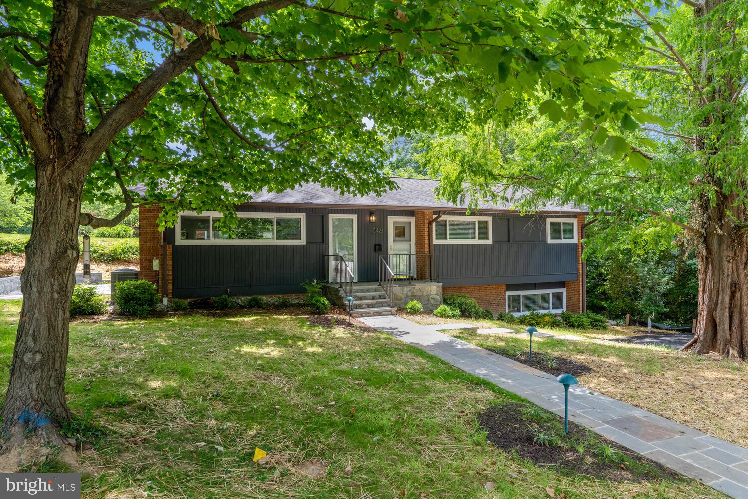 GLEN ECHO - Residential Lease