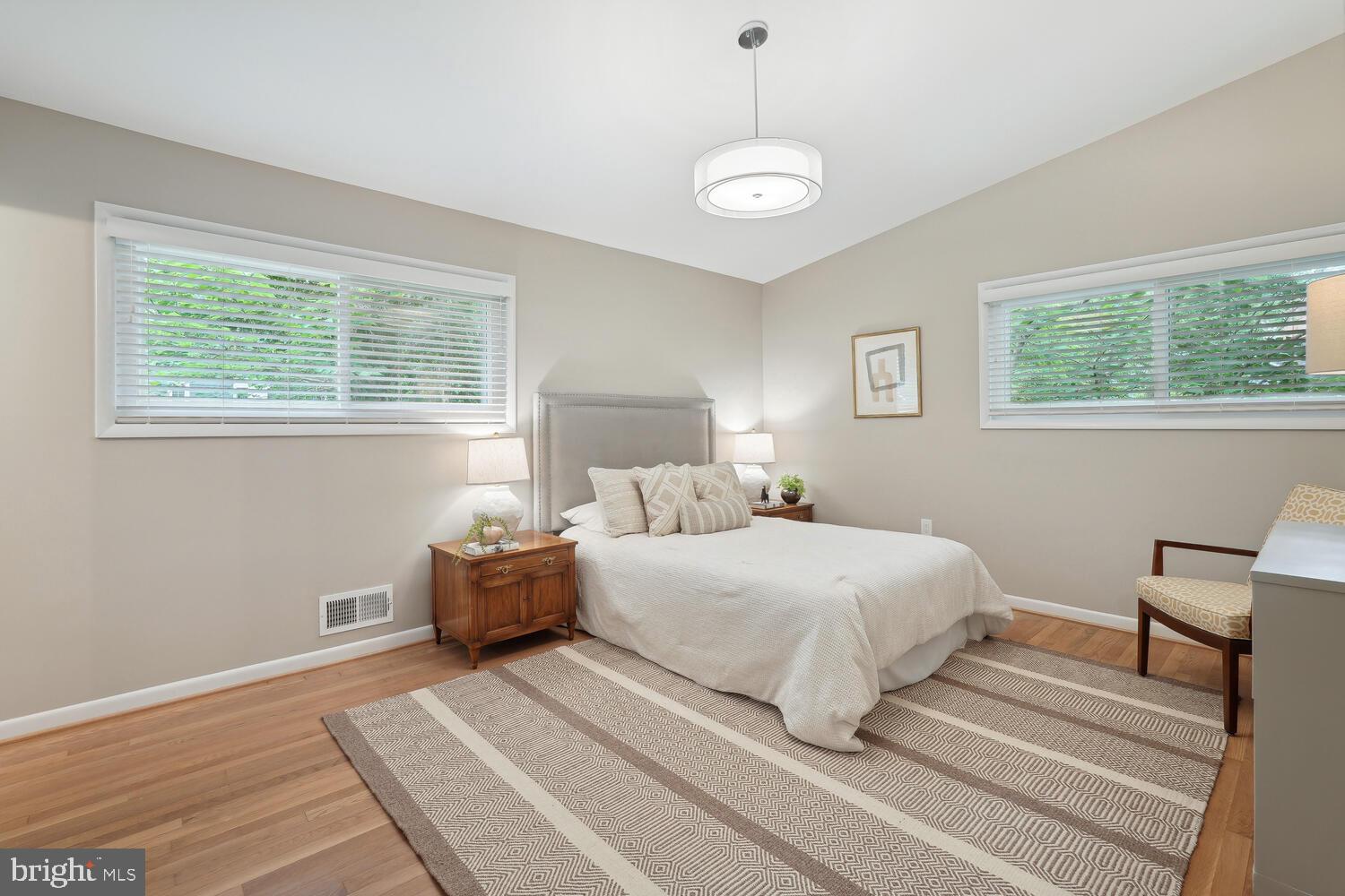 GLEN ECHO - Residential Lease