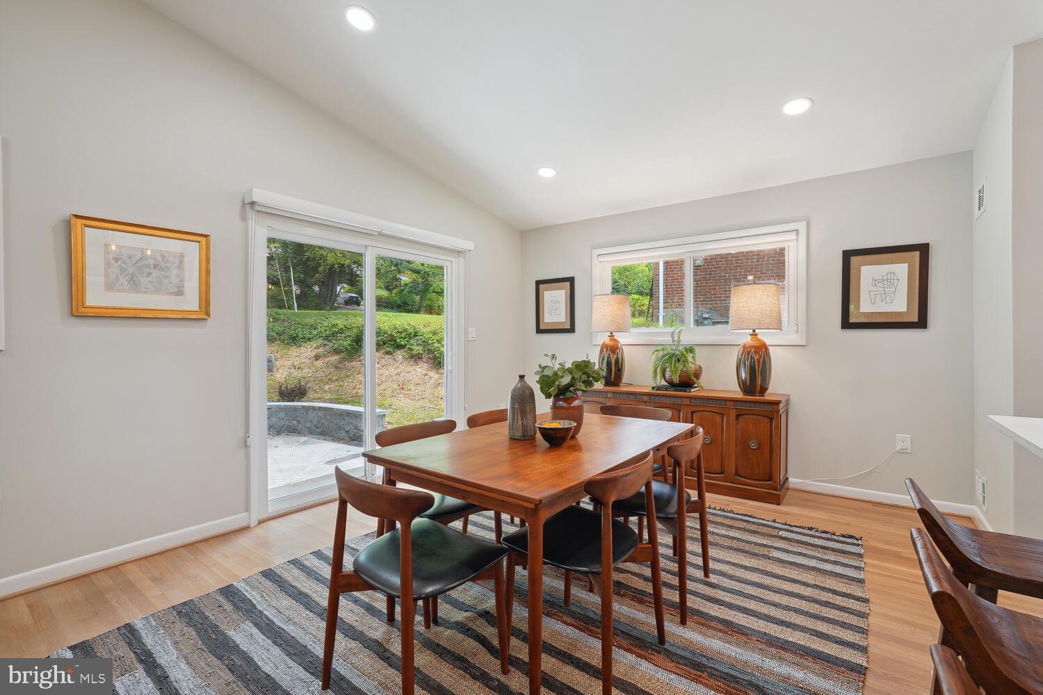 GLEN ECHO - Residential Lease