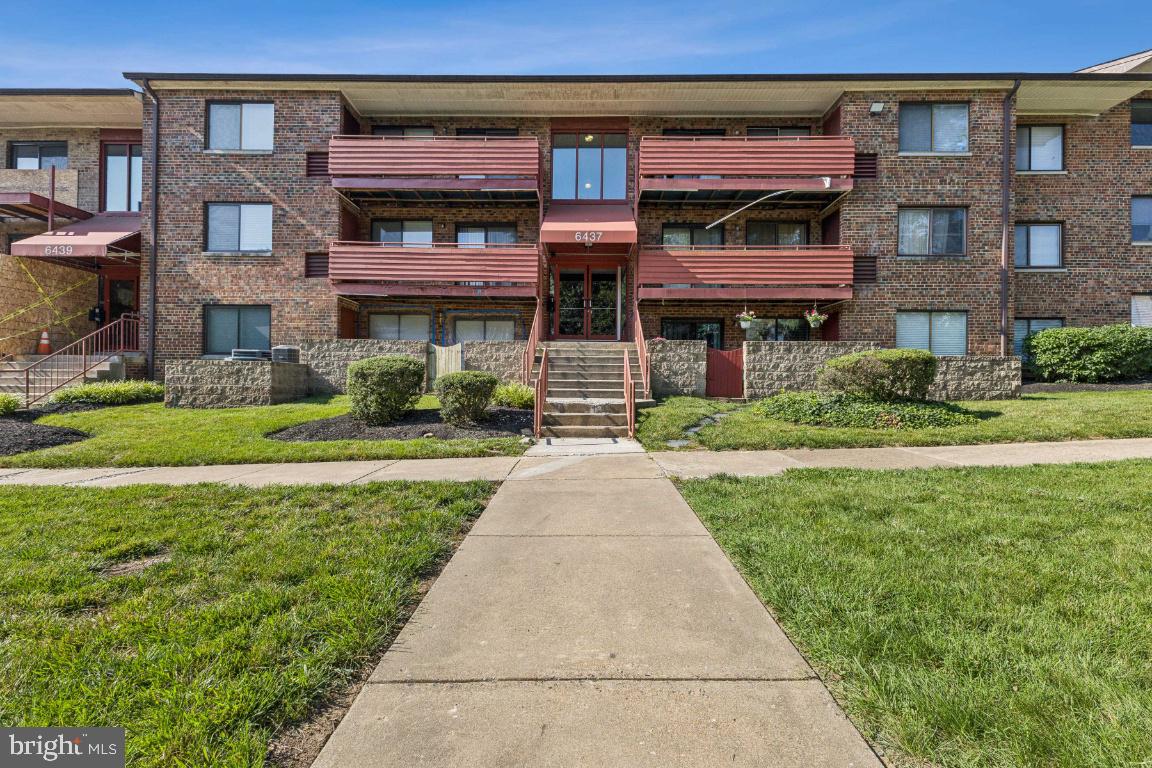 HUNTINGTON WALK - Residential Lease