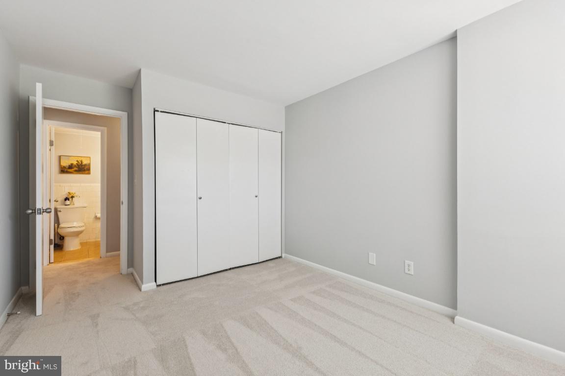 HUNTINGTON WALK - Residential Lease