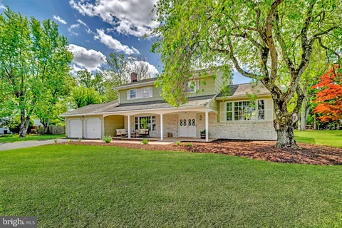 10 Manor Ridge Drive, Princeton Junction, NJ 08550 - MLS#: NJME2058658