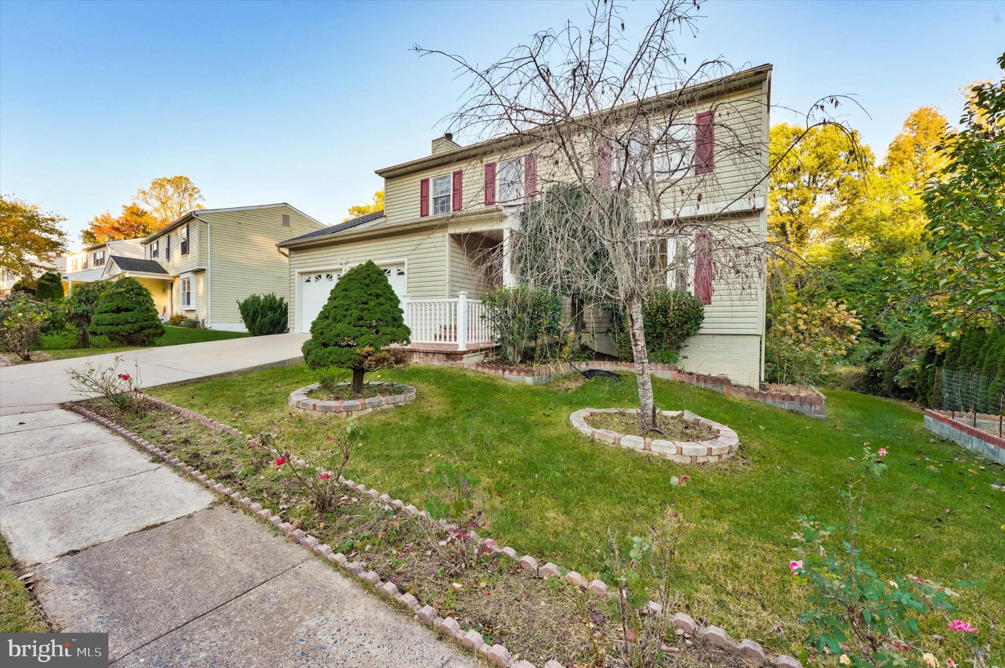 8810 MOVERLY COURT