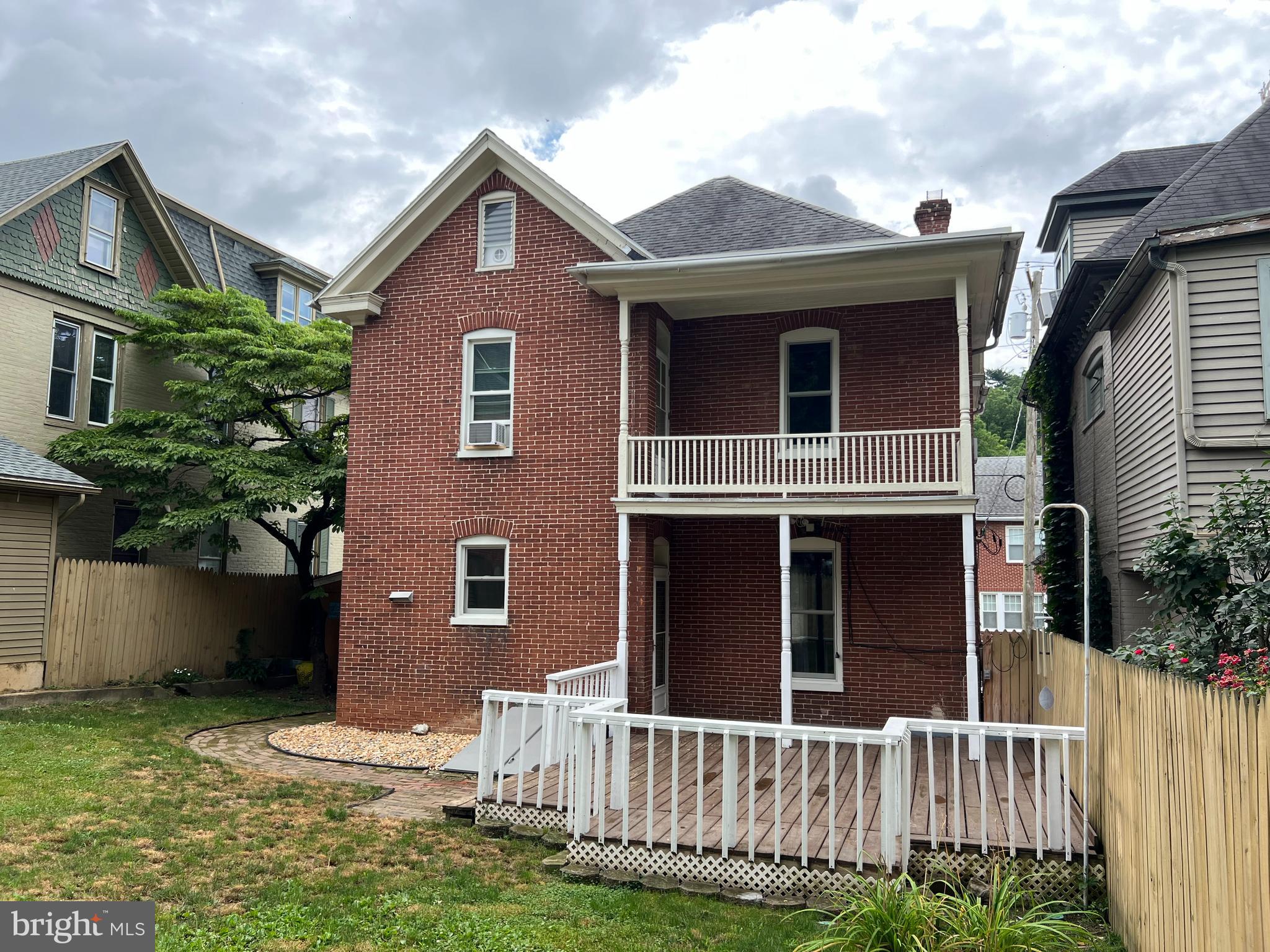 WAYNESBORO - Residential