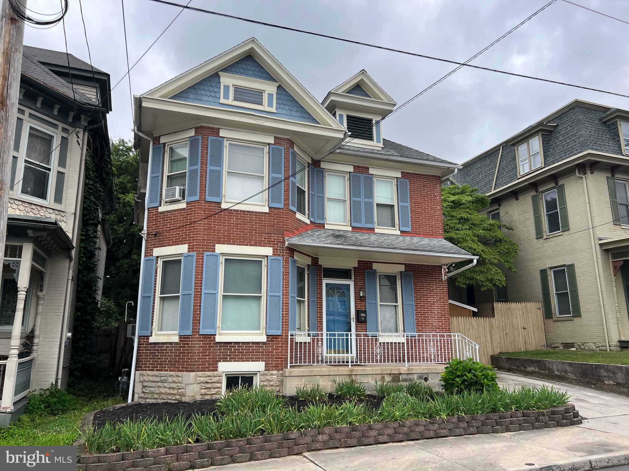 WAYNESBORO - Residential
