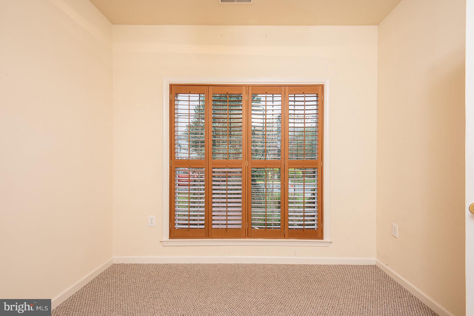 FALLS RUN - Residential