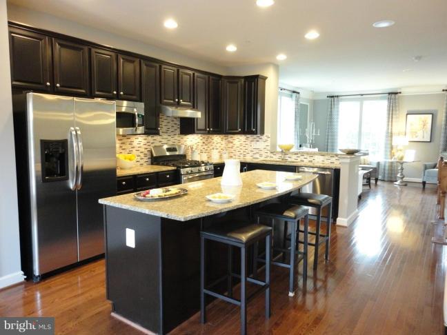 GREENBELT STATION - Residential