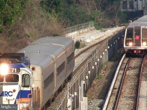 GREENBELT STATION - Residential