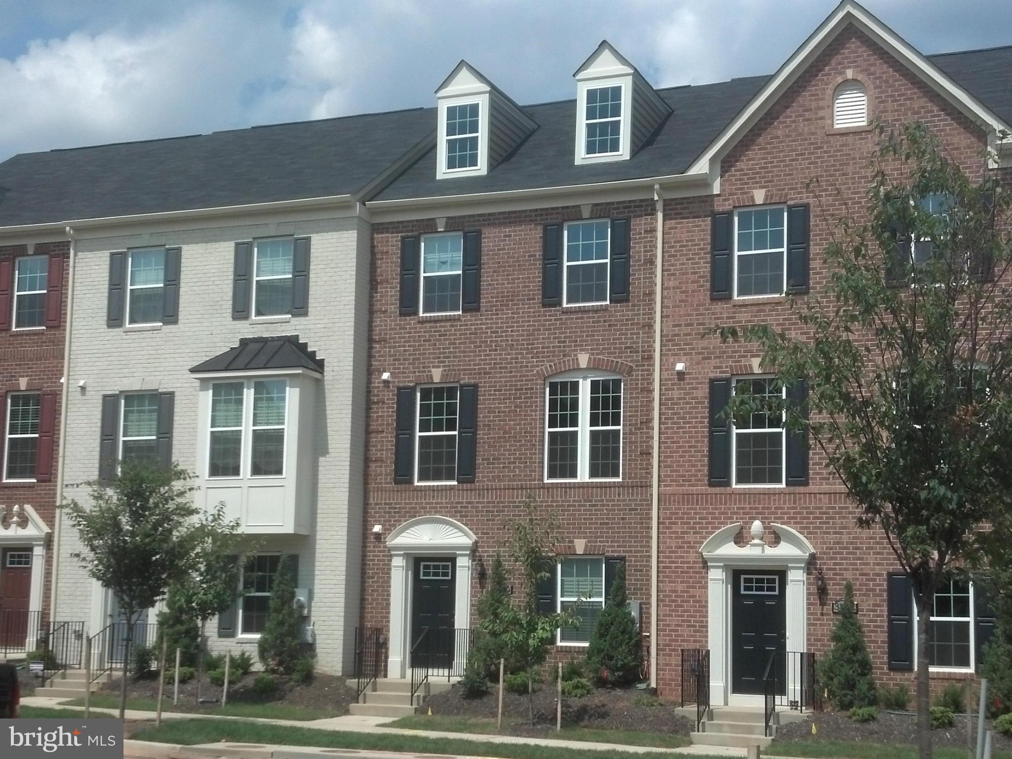 GREENBELT STATION - Residential