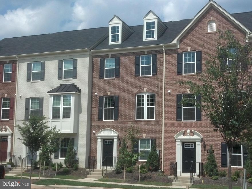 Strauss townhome to be built for  spring 2015 delivery! Many upgrades including maple kitchen cabinetry, granite countertops, stainless appliances, hardwood kitchen, morning room, and foyer PLUS receive $10,000 in closing cost assistance with use of NVR Mortgage!  Images shown are representative only.