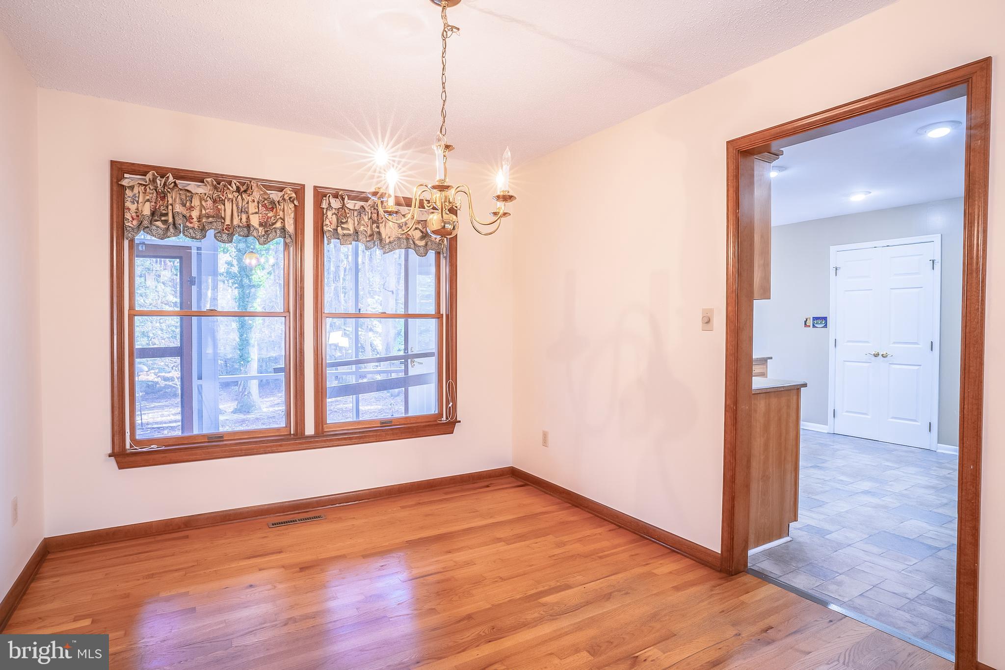 CHESTNUT RIDGE - Residential