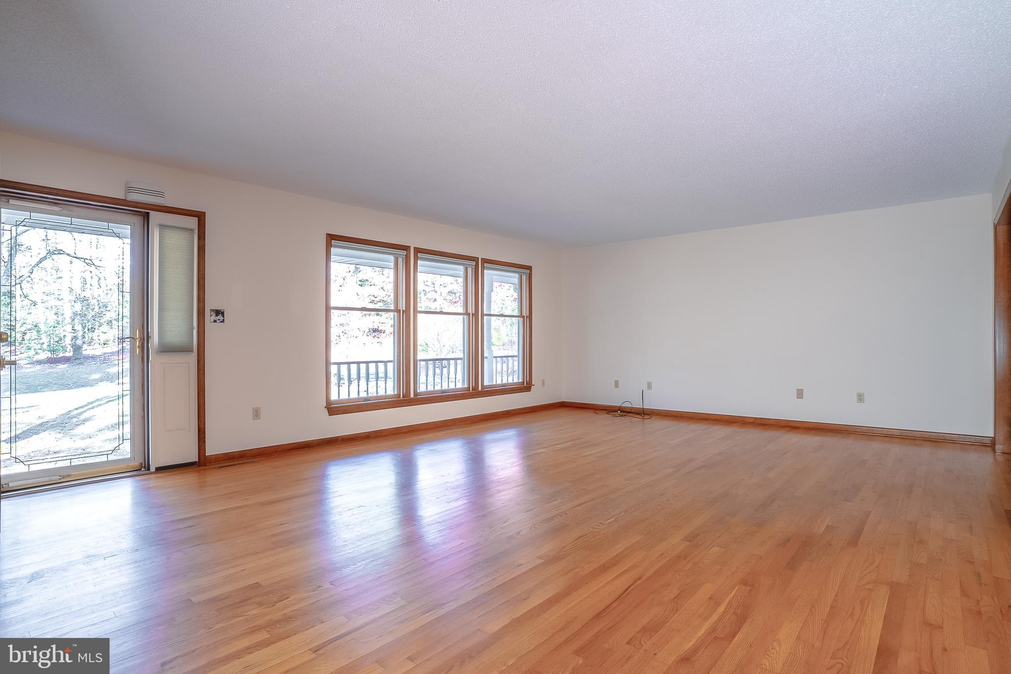 CHESTNUT RIDGE - Residential