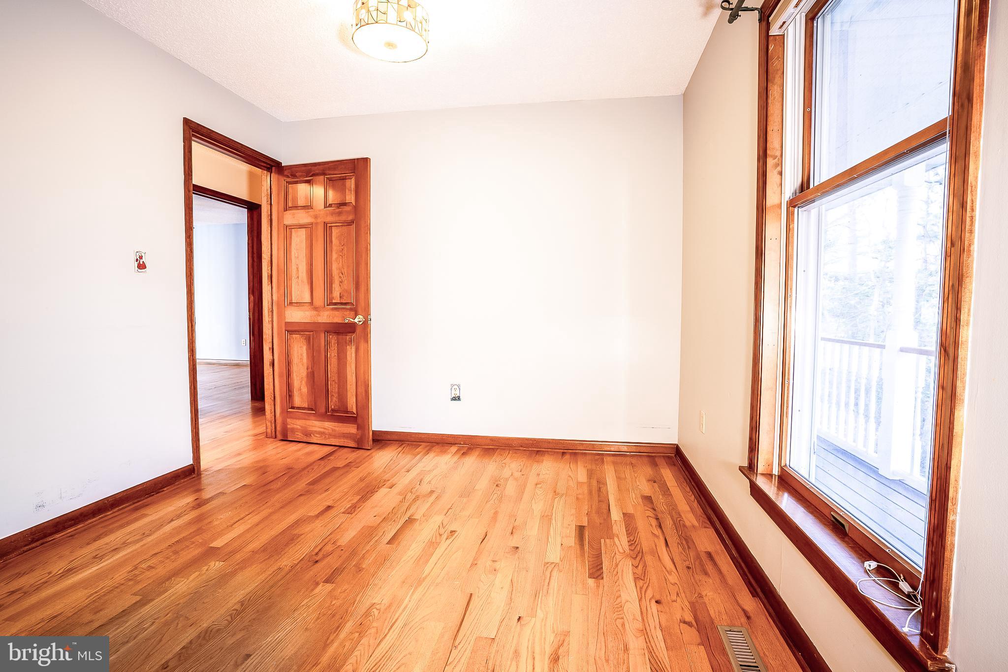 CHESTNUT RIDGE - Residential