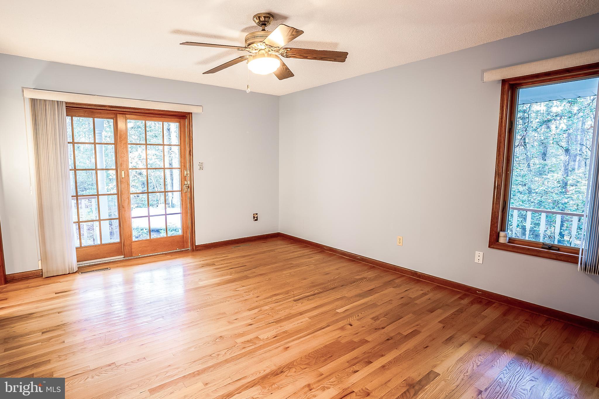 CHESTNUT RIDGE - Residential