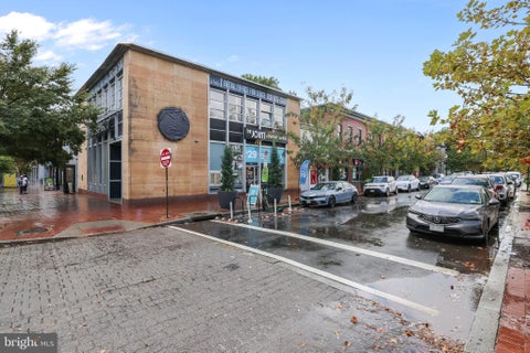 Photo of 721 D Street SE, WASHINGTON, DC 20003 (MLS # DCDC2227162)