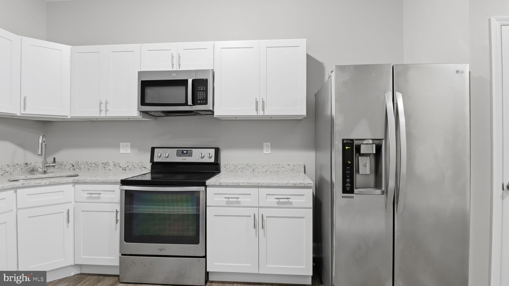 SANDTOWN-WINCHESTER - Residential Lease