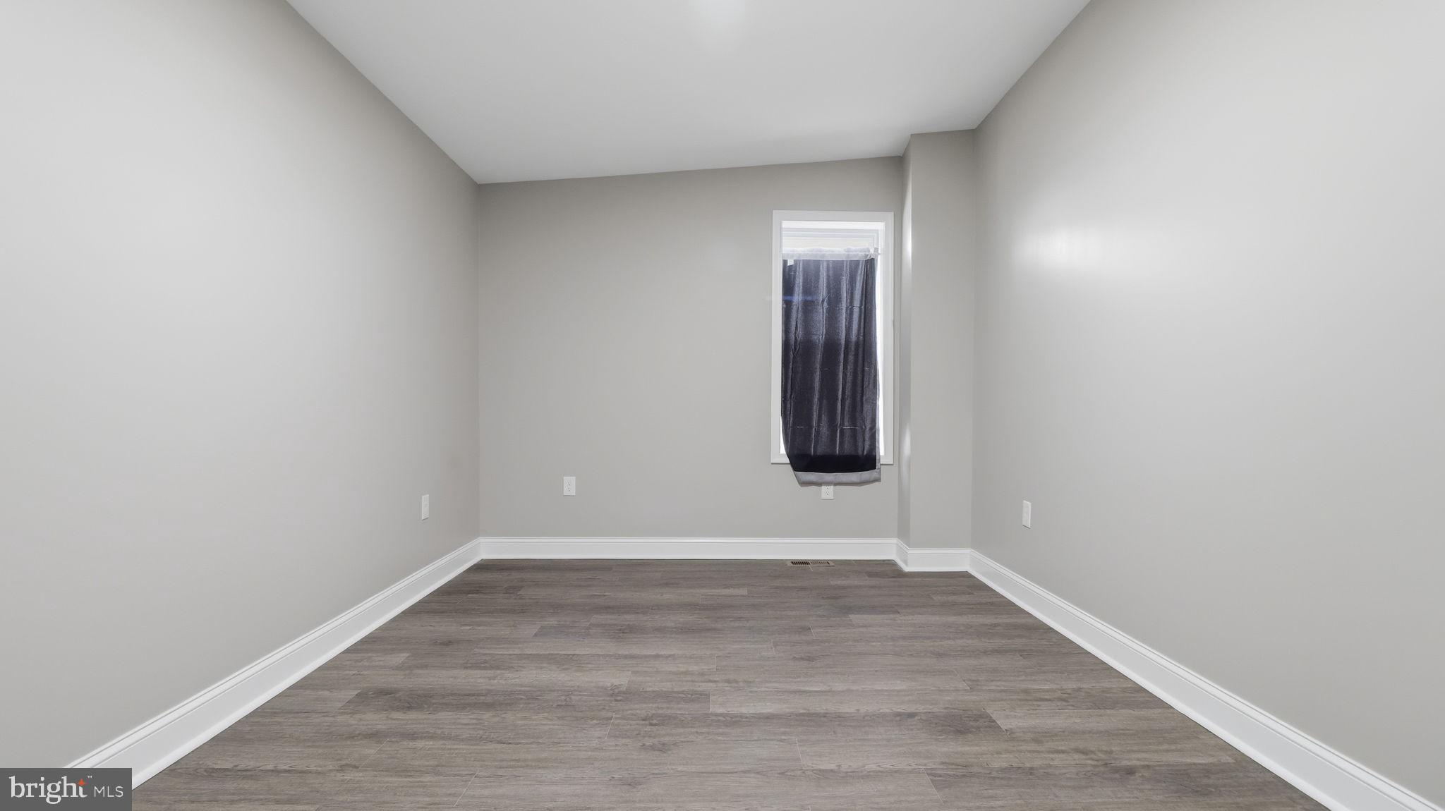 SANDTOWN-WINCHESTER - Residential Lease