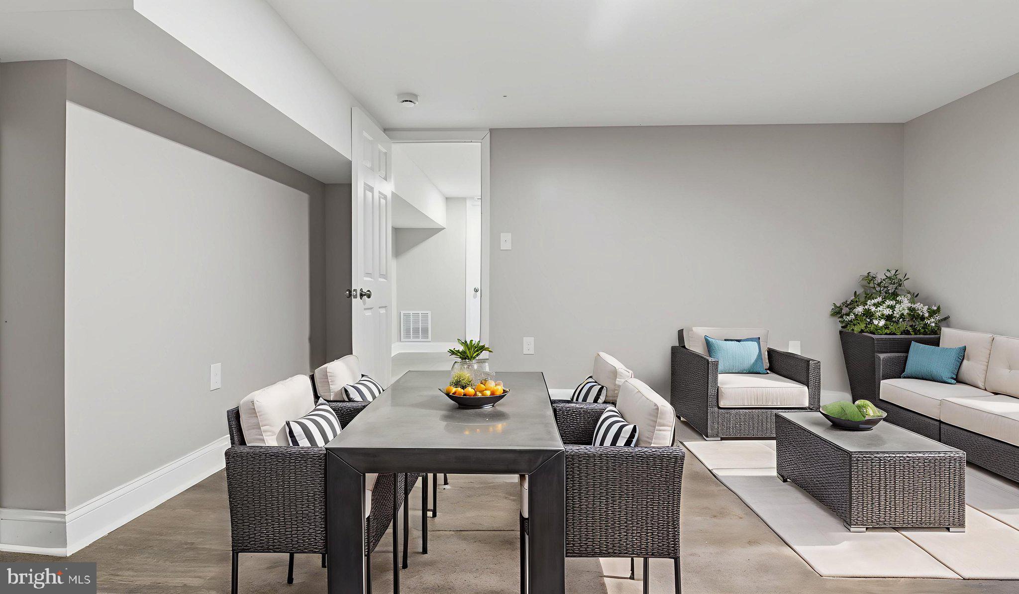 SANDTOWN-WINCHESTER - Residential Lease