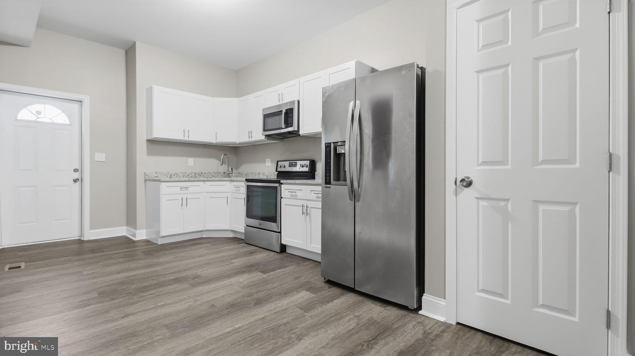 SANDTOWN-WINCHESTER - Residential Lease